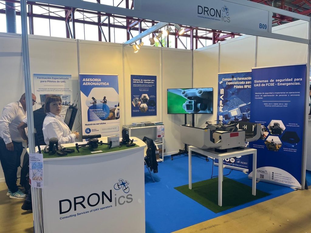 Stand de Dronics en Dronexpo